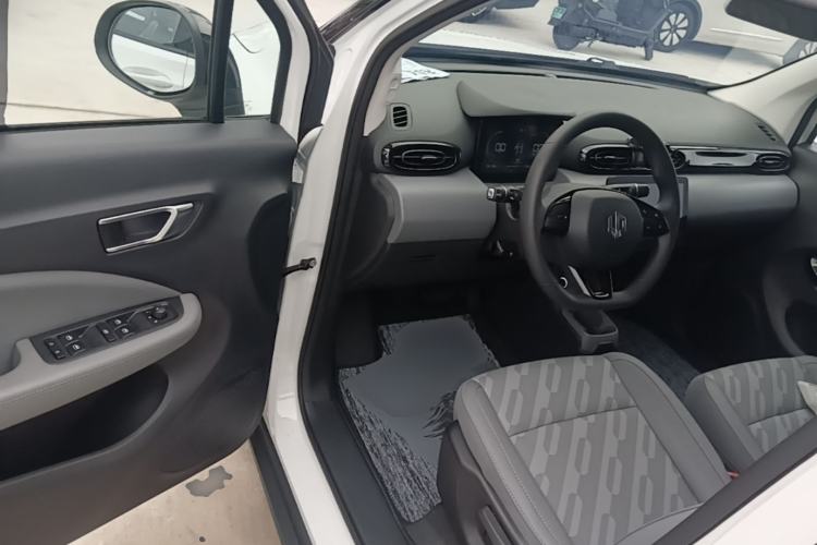 Used Leapmotor T03 2024 403 Comfort Edition Driver Seat
