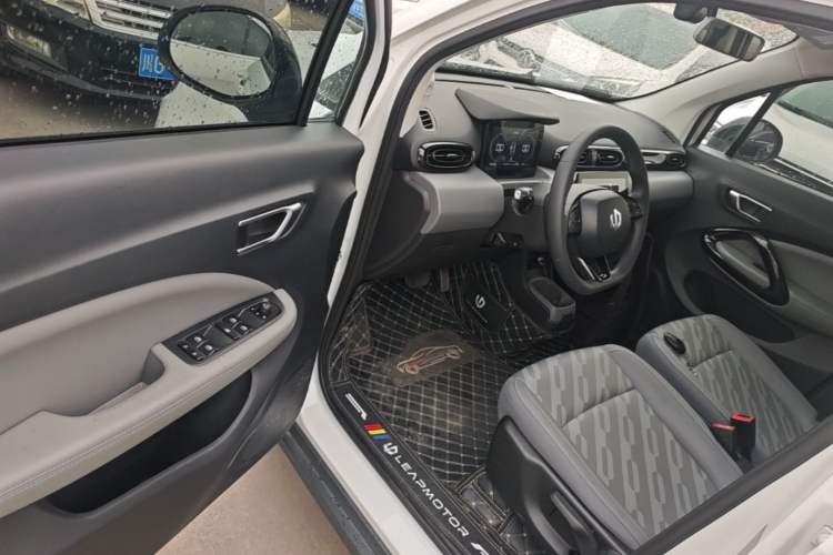 Used Leapmotor T03 2024 403 Comfort Edition Driver Seat