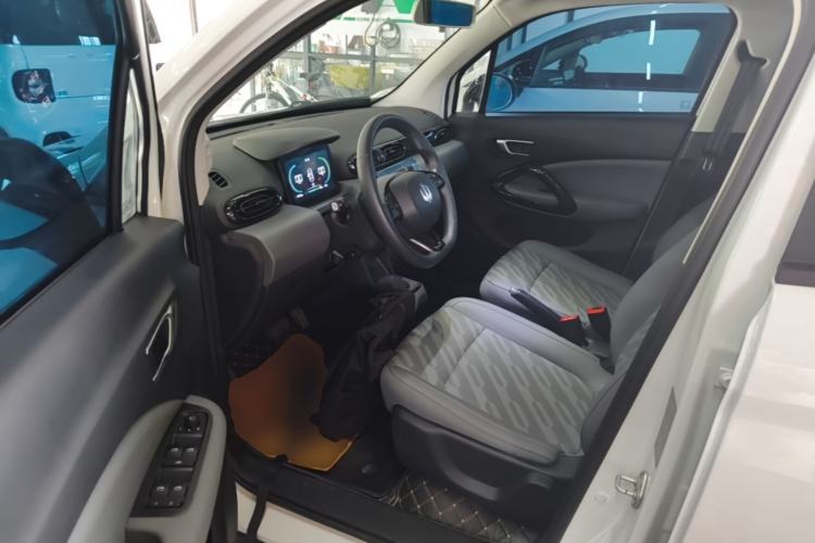 Used Leapmotor T03 2024 200 Lite Edition Driver Seat