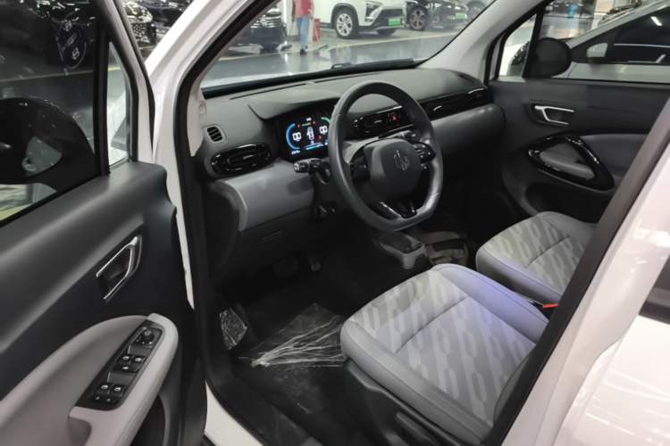 Used Leapmotor T03 2024 403 Comfort Edition Driver Seat