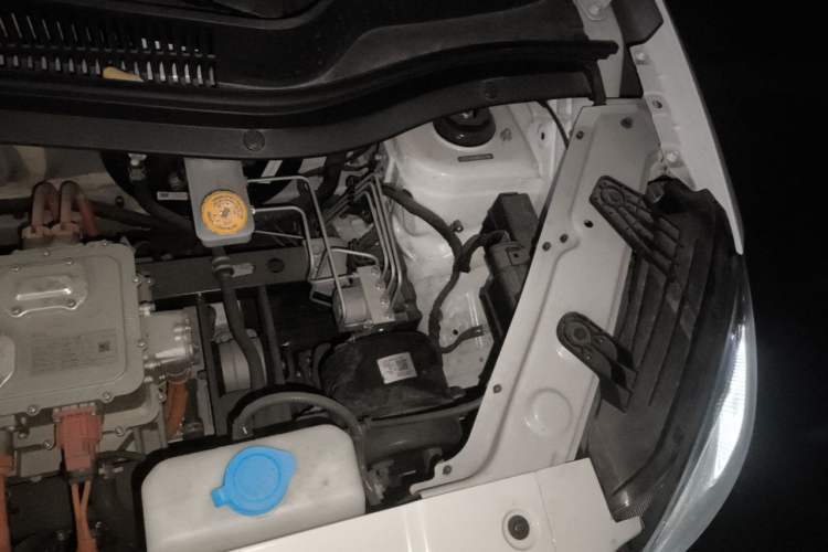 Used Leapmotor T03 2024 200 Lite Edition Engine Bay Left