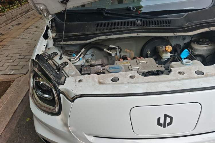 Used Leapmotor T03 2024 200 Lite Edition Engine Bay Right