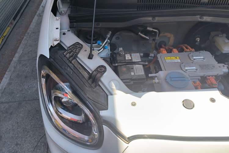 Used Leapmotor T03 2024 200 Lite Edition Engine Bay Right