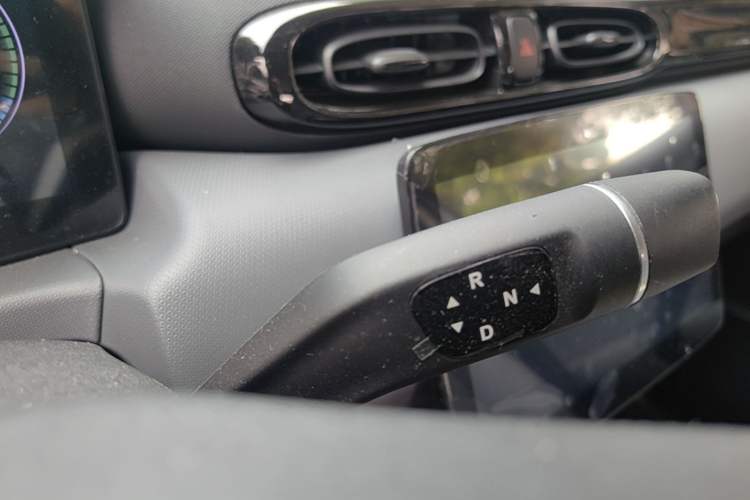 Used Leapmotor T03 2024 403 Comfort Edition Gear Lever