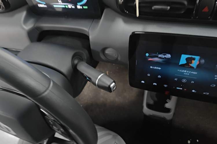 Used Leapmotor T03 2024 403 Comfort Edition Gear Lever