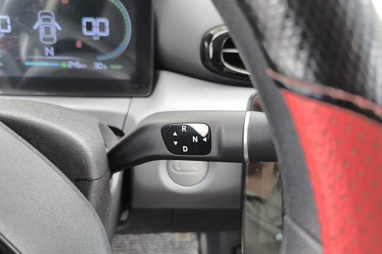 Used Leapmotor T03 2024 403 Comfort Edition Gear Lever