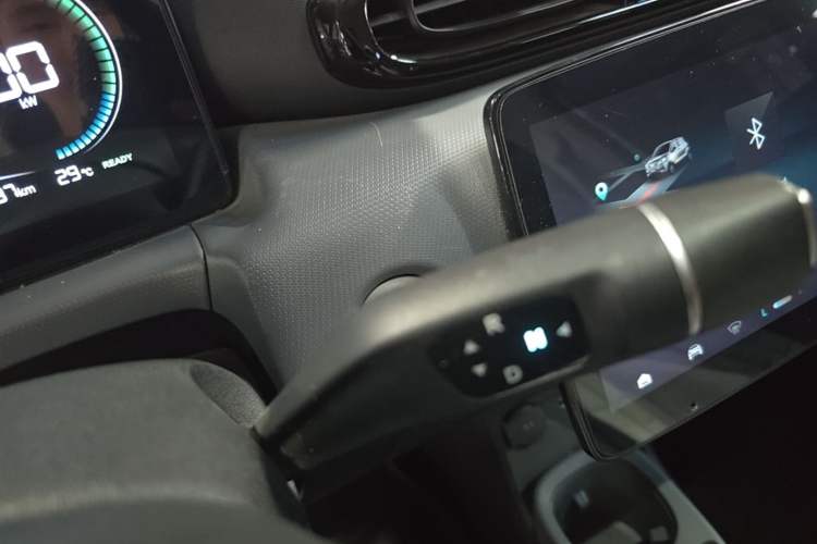 Used Leapmotor T03 2024 200 Lite Edition Gear Lever