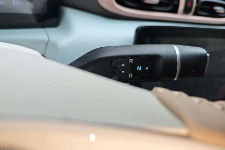 Used Leapmotor T03 2024 310 Comfort Edition Gear Lever