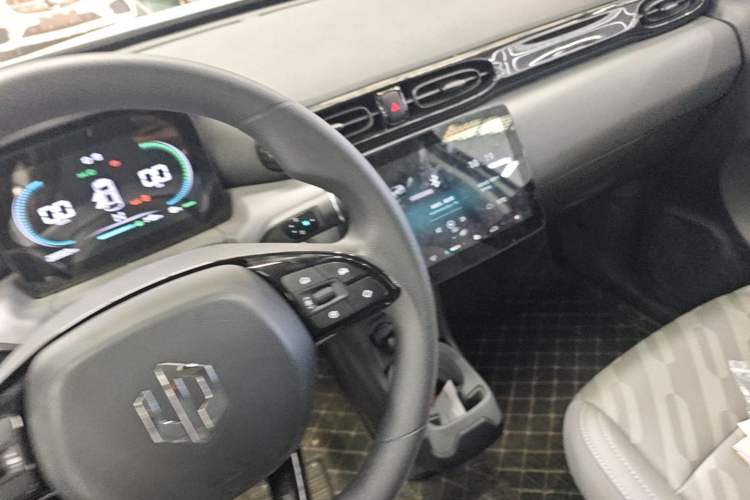 Used Leapmotor T03 2024 200 Lite Edition Gear Lever