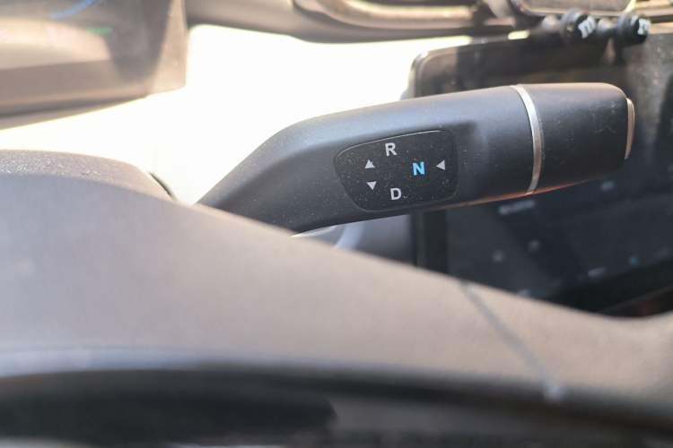 Used Leapmotor T03 2024 200 Lite Edition Gear Lever