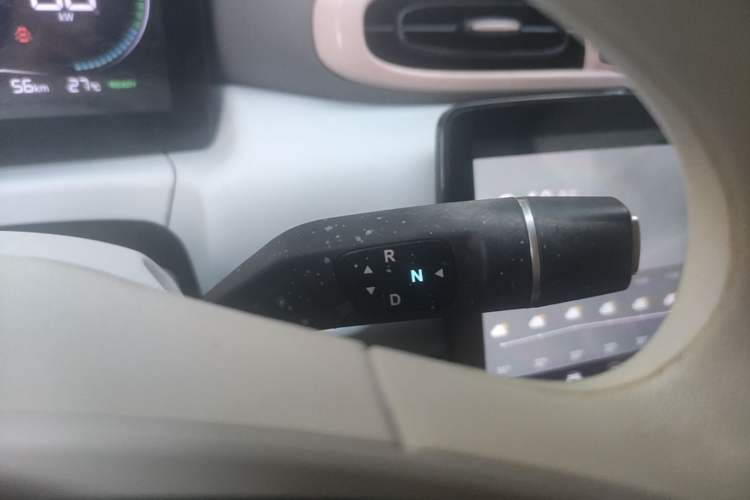 Used Leapmotor T03 2024 310 Comfort Edition Gear Lever