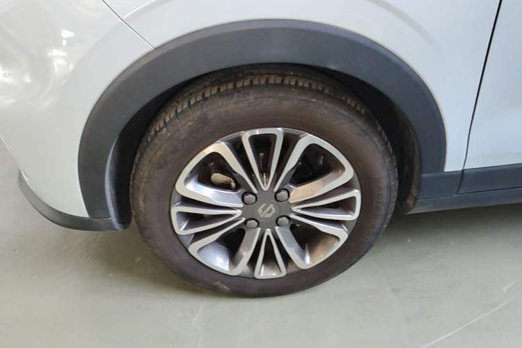 Used Leapmotor T03 2024 310 Comfort Edition Left Front Wheel Hub