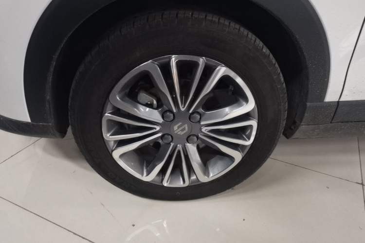 Used Leapmotor T03 2024 310 Comfort Edition Left Front Wheel Hub