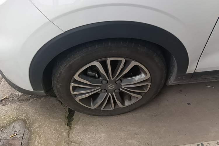 Used Leapmotor T03 2024 310 Comfort Edition Left Front Wheel Hub