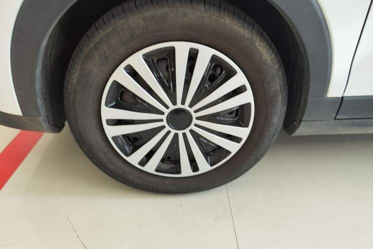 Used Leapmotor T03 2024 200 Lite Edition Left Front Wheel Hub