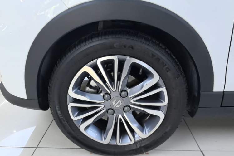 Used Leapmotor T03 2024 403 Comfort Edition Left Front Wheel Hub
