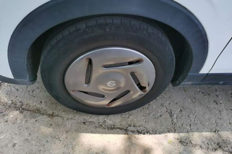 Used Leapmotor T03 2024 200 Lite Edition Left Front Wheel Hub