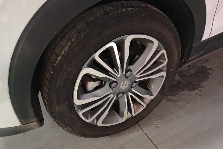 Used Leapmotor T03 2024 310 Comfort Edition Left Front Wheel Hub