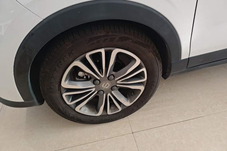 Used Leapmotor T03 2024 310 Comfort Edition Left Front Wheel Hub