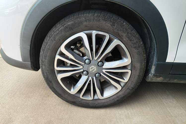 Used Leapmotor T03 2024 310 Comfort Edition Left Front Wheel Hub