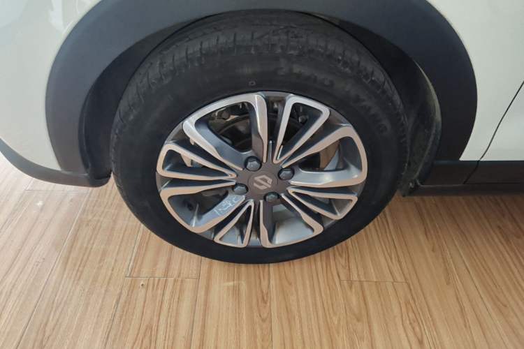 Used Leapmotor T03 2024 310 Comfort Edition Left Front Wheel Hub