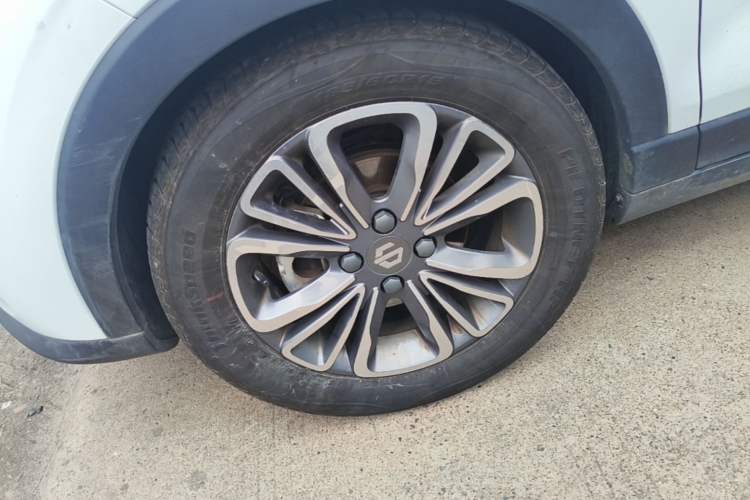 Used Leapmotor T03 2024 403 Comfort Edition Left Front Wheel Hub