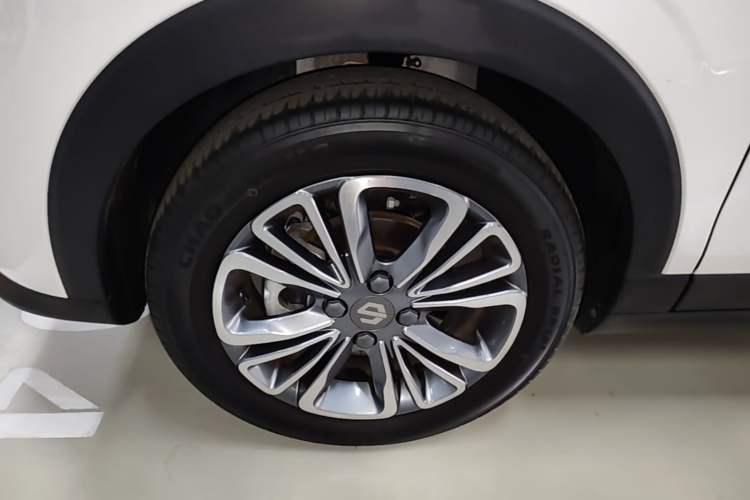 Used Leapmotor T03 2024 310 Comfort Edition Left Front Wheel Hub