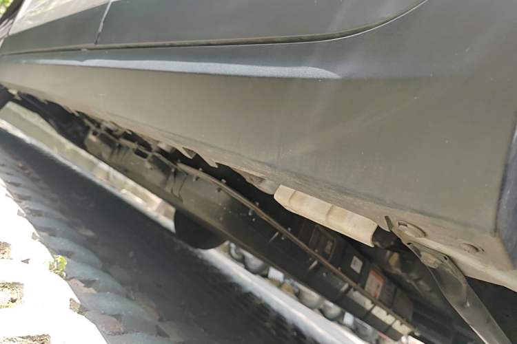 Used Leapmotor T03 2024 200 Lite Edition Left Side Sill