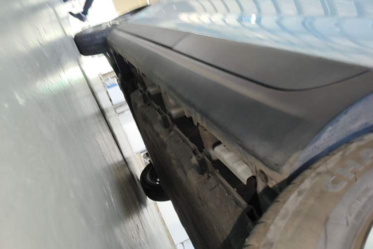Used Leapmotor T03 2024 310 Comfort Edition Left Side Sill