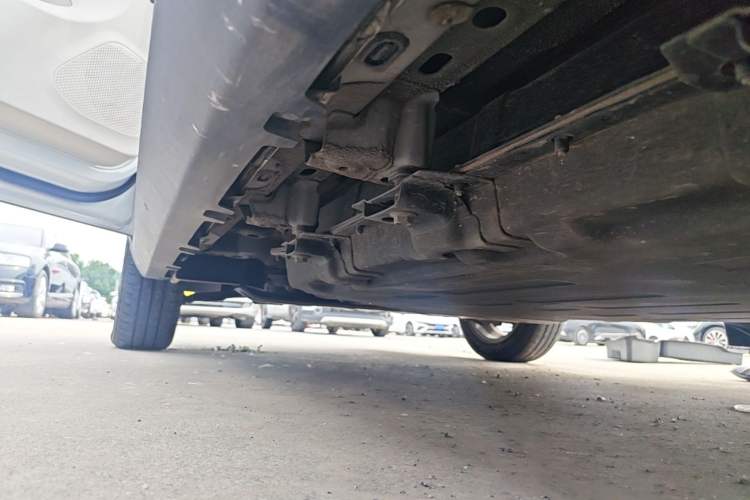 Used Leapmotor T03 2024 310 Comfort Edition Left Side Sill