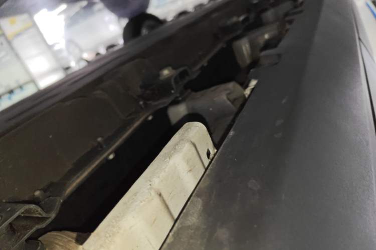 Used Leapmotor T03 2024 310 Comfort Edition Left Side Sill
