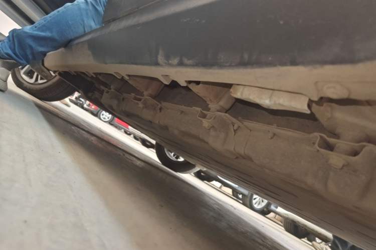 Used Leapmotor T03 2024 310 Comfort Edition Left Side Sill