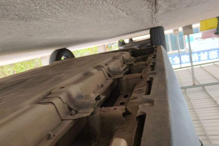 Used Leapmotor T03 2024 310 Comfort Edition Left Side Sill