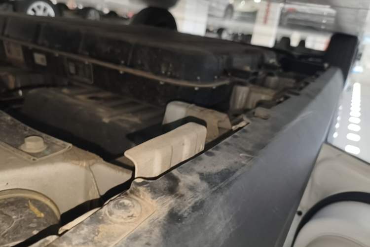 Used Leapmotor T03 2024 200 Lite Edition Left Side Sill