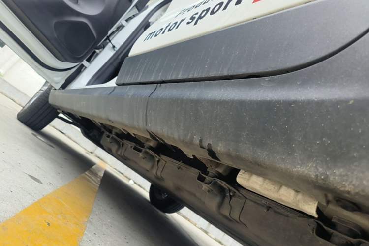 Used Leapmotor T03 2024 310 Comfort Edition Left Side Sill