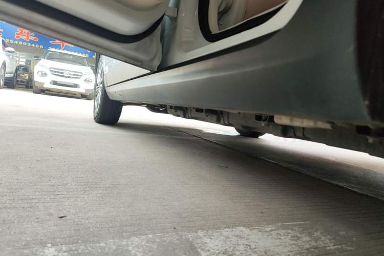Used Leapmotor T03 2024 310 Comfort Edition Left Side Sill