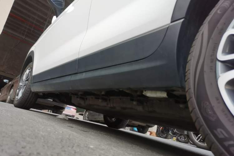 Used Leapmotor T03 2024 310 Comfort Edition Left Side Sill