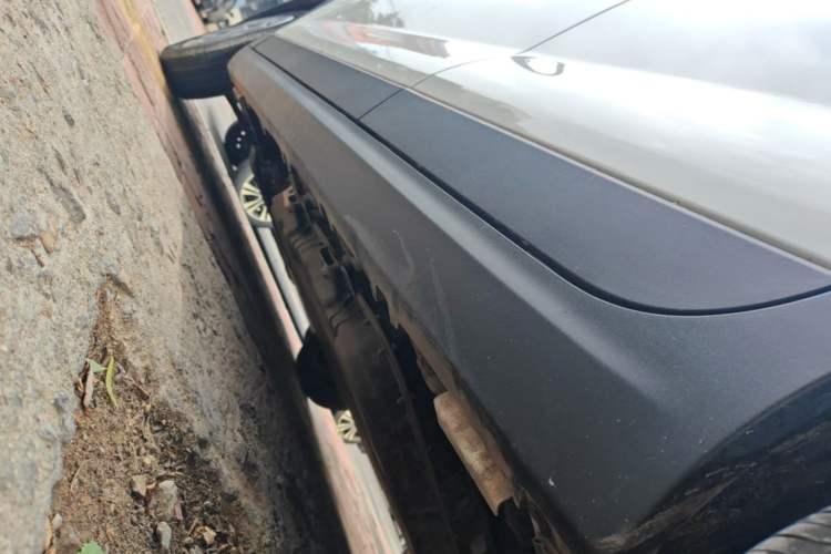 Used Leapmotor T03 2024 200 Lite Edition Left Side Sill