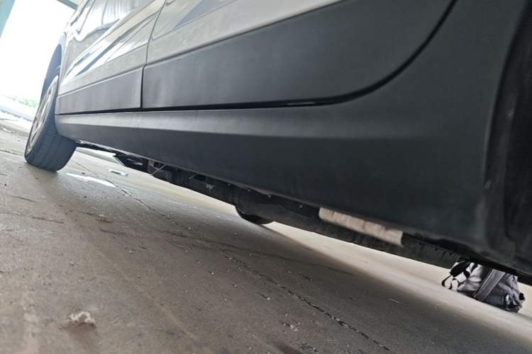 Used Leapmotor T03 2024 200 Lite Edition Left Side Sill