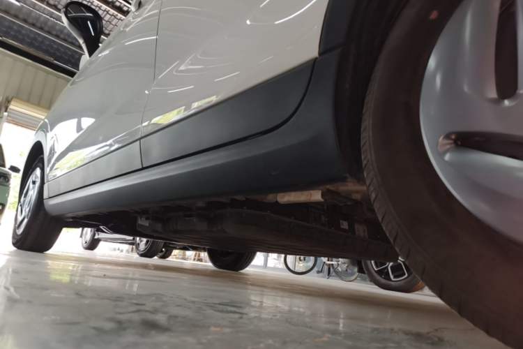 Used Leapmotor T03 2024 200 Lite Edition Left Side Sill