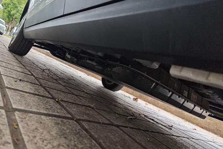 Used Leapmotor T03 2024 200 Lite Edition Left Side Sill