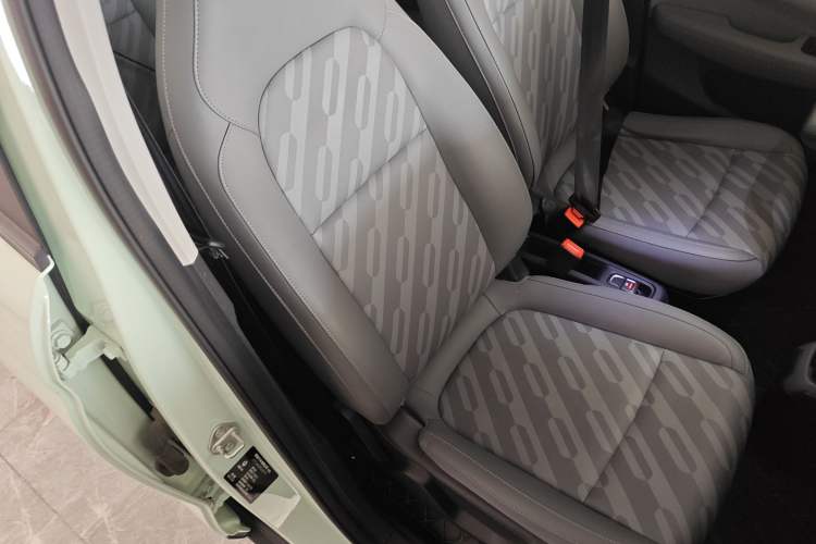 Used Leapmotor T03 2024 403 Comfort Edition Right Front Seat