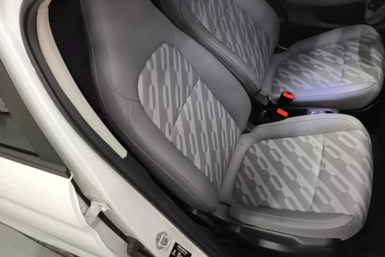 Used Leapmotor T03 2024 403 Comfort Edition Right Front Seat
