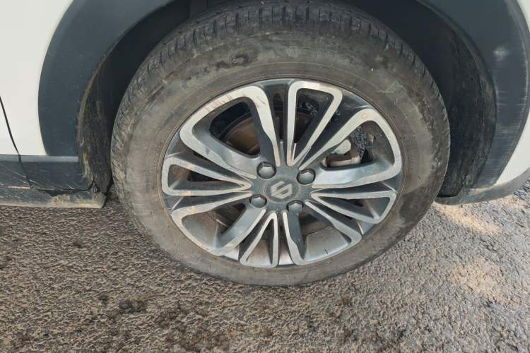Used Leapmotor T03 2024 310 Comfort Edition Right Front Wheel Hub