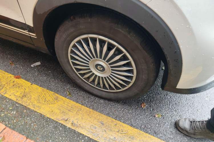 Used Leapmotor T03 2024 200 Lite Edition Right Front Wheel Hub