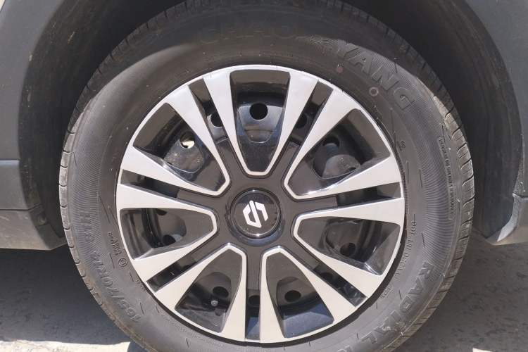 Used Leapmotor T03 2024 200 Lite Edition Right Front Wheel Hub