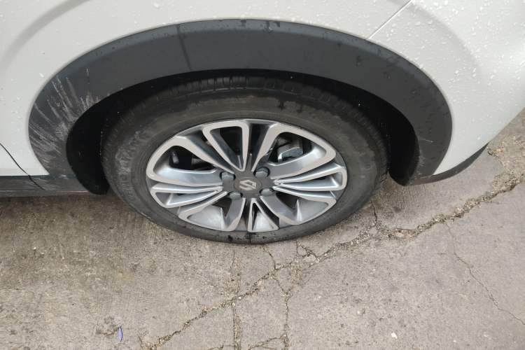 Used Leapmotor T03 2024 310 Comfort Edition Right Front Wheel Hub
