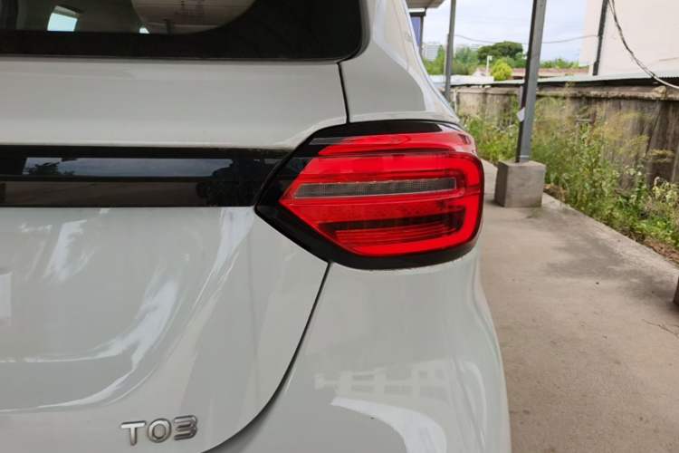 Used Leapmotor T03 2024 310 Comfort Edition Right Rear Taillight