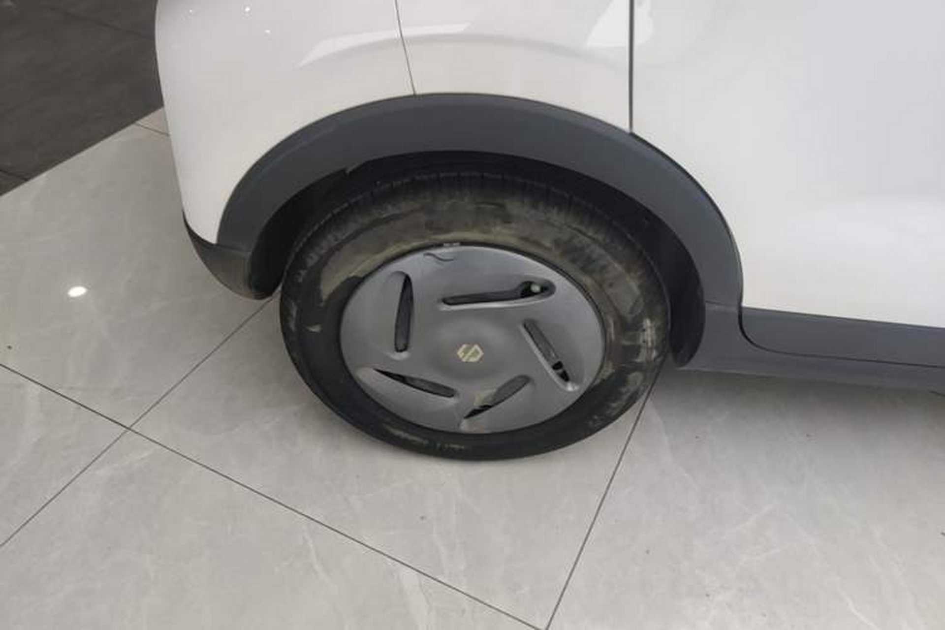 Used Leapmotor T03 2024 200 Lite Edition Right Rear Wheel Hub