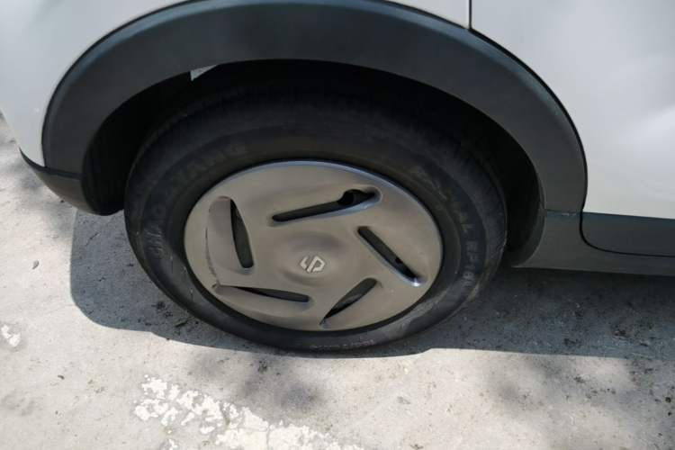 Used Leapmotor T03 2024 200 Lite Edition Right Rear Wheel Hub